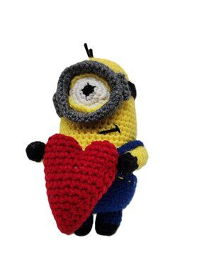 Stuart the Minion Plush Figure – Handcrafted Crochet